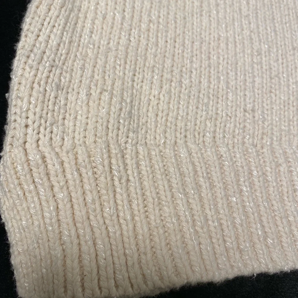 Sweater - Picture 6 of 6